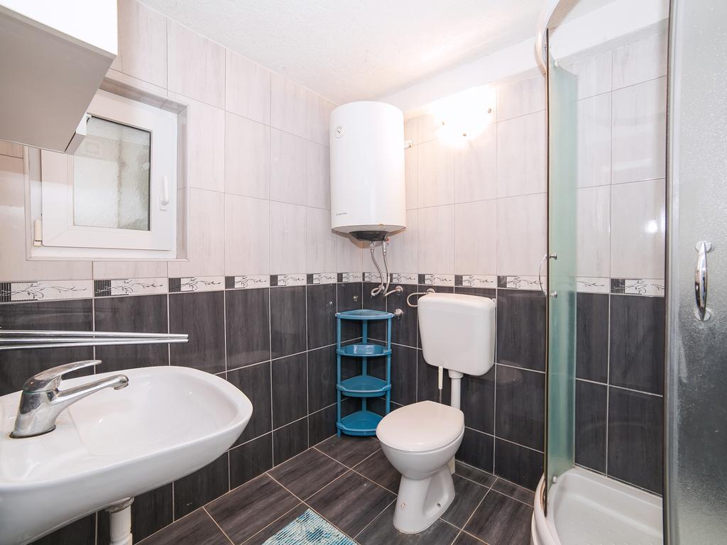 Apartments Elena Тиват Екстериор снимка