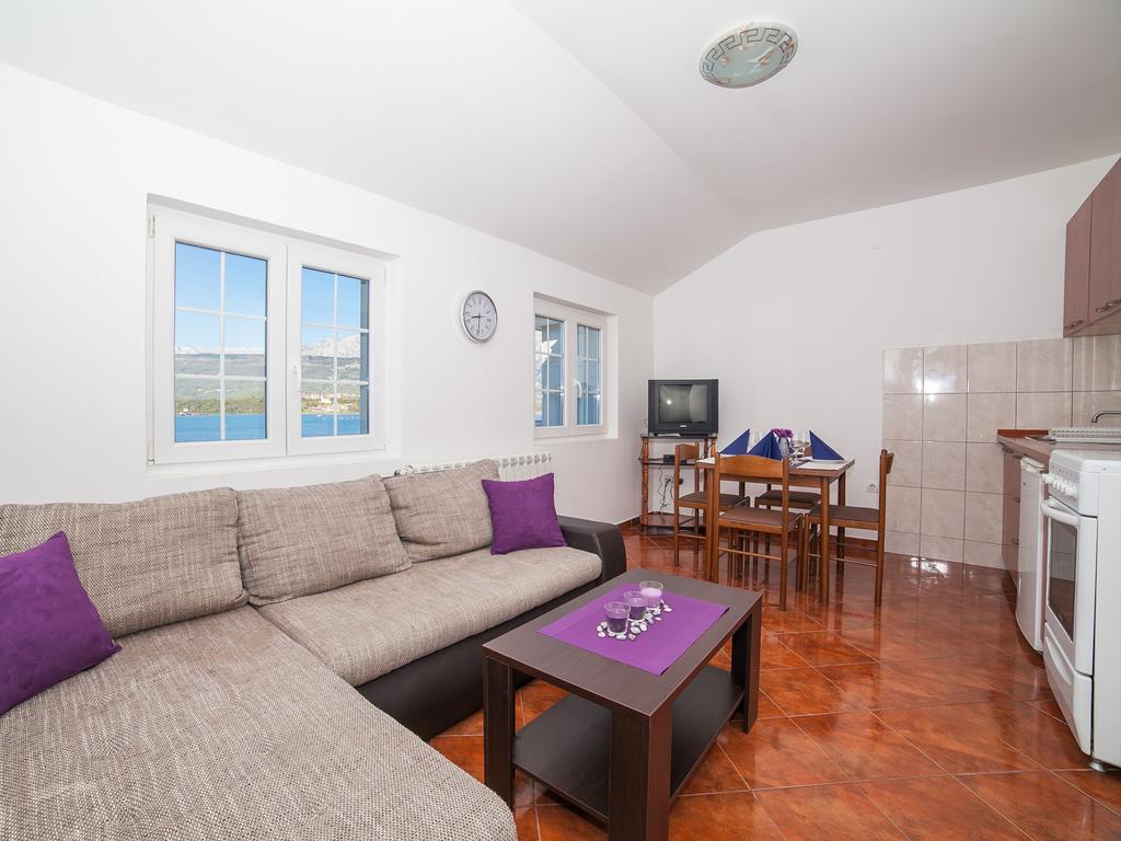 Apartments Elena Тиват Екстериор снимка