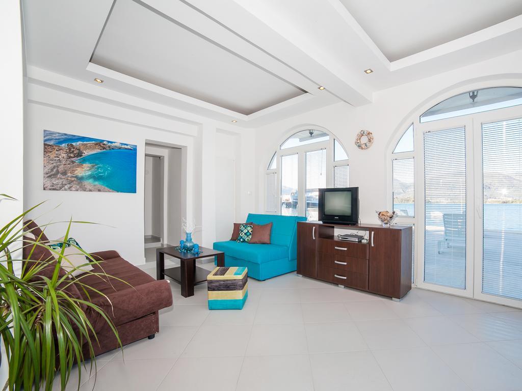 Apartments Elena Тиват Екстериор снимка